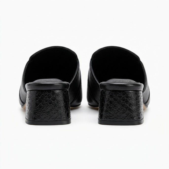 MULE X FOLIA EN CUERO