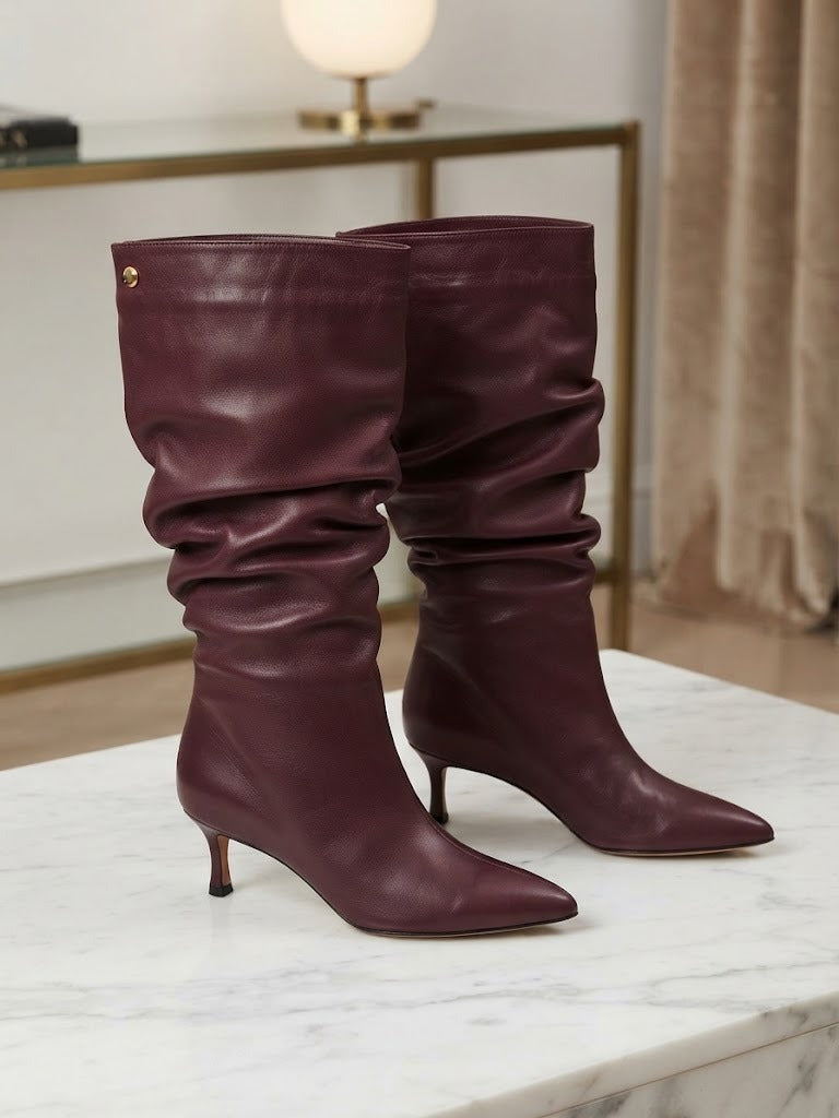 BOTA EN CUERO EN TACON PUNTILLA